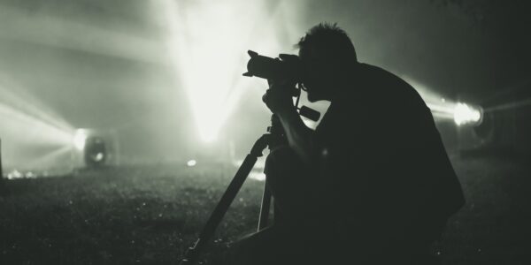 Jak kreować filmy w stylu found footage: od scenariusza do finalnego montażu 2 Jak kreować filmy w stylu found footage