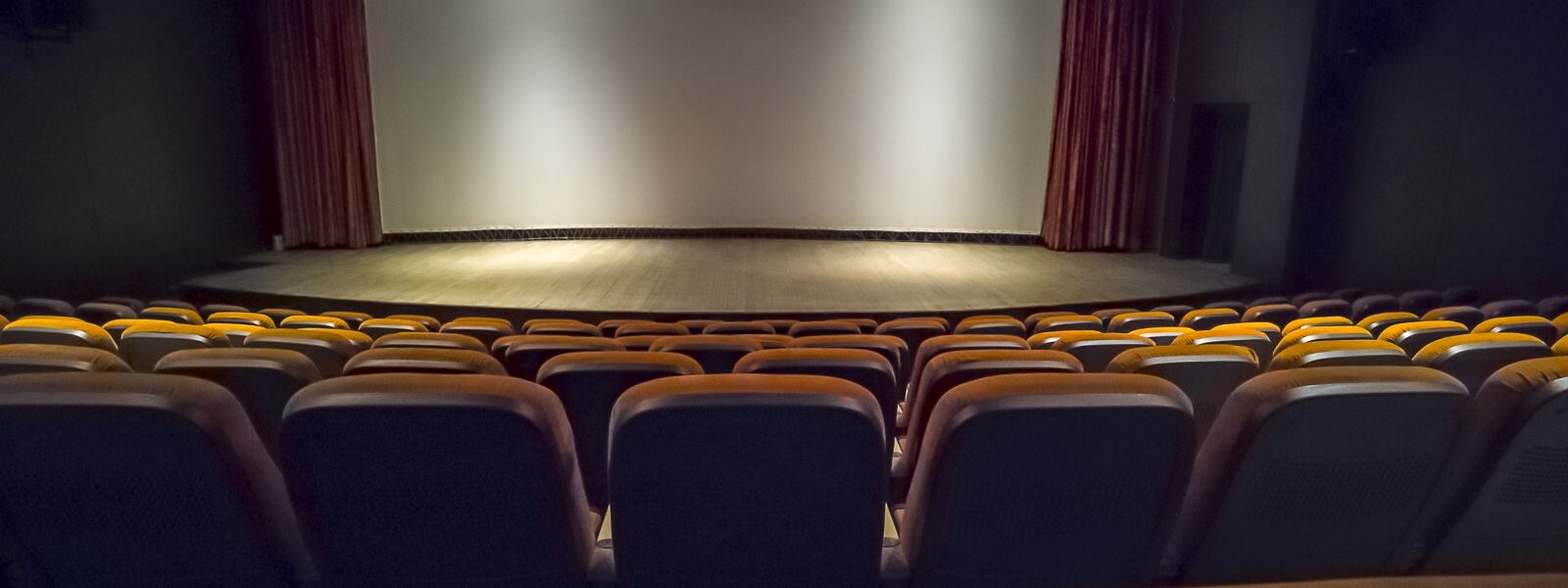 Polscy reżyserzy, którzy zmienili historię kina 1 movie theater 2025 03 05 05 11 35 utc