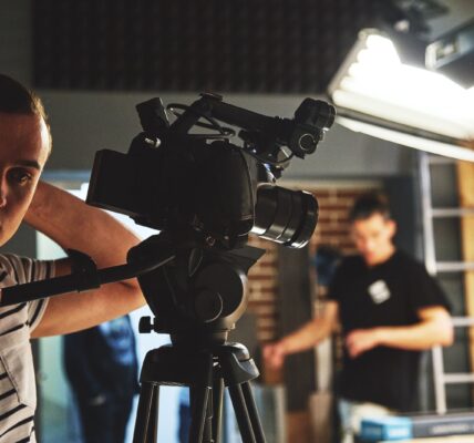 Jakie umiejętności są najcenniejsze w pracy na planie filmowym? 4 plan filmowy